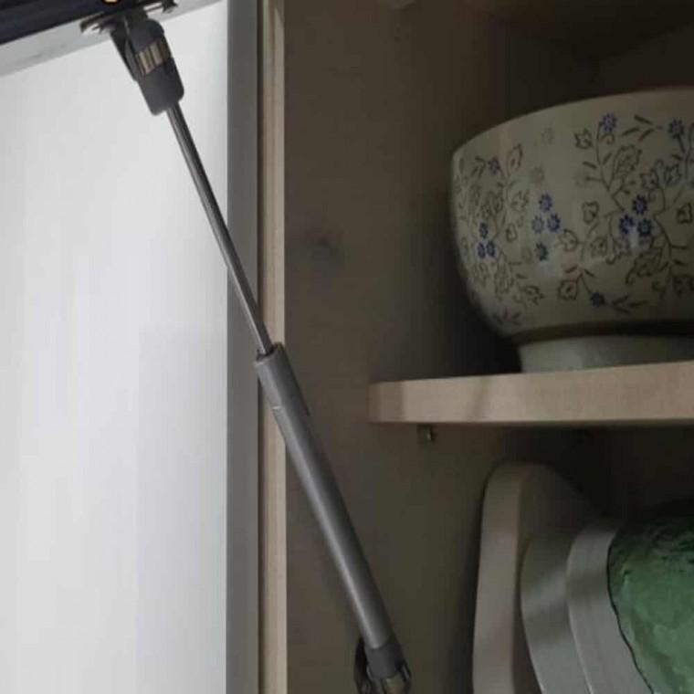 싱크대 댐핑 가스쇼바 100N 붙박이장댐퍼 씽크대쇼바 싱크대쇼바 문살살 상부장쇼바
