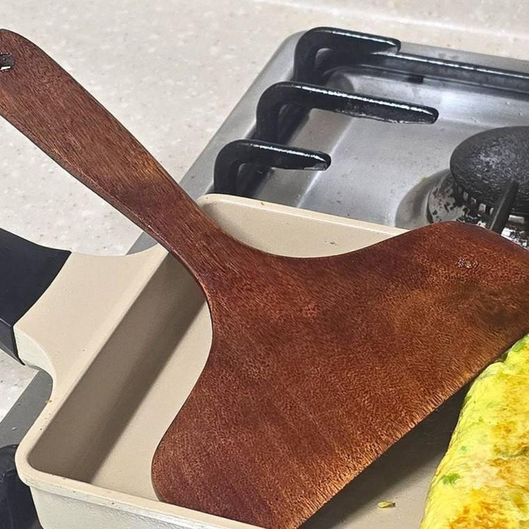 계란말이뒤집개 주방 넓은 튼튼한 손잡이 논슬립 조리 옻칠 볶음기