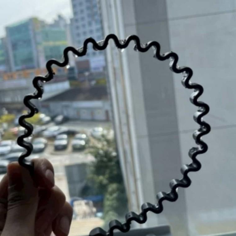 물결머리띠 검정 장발머리띠 헤어머리띠 헤어악세사리