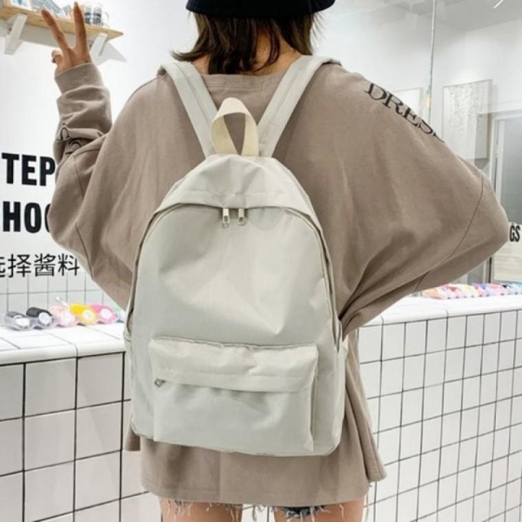 깔끔한 기본 베이직 스타일 앞포켓 데일리 백팩