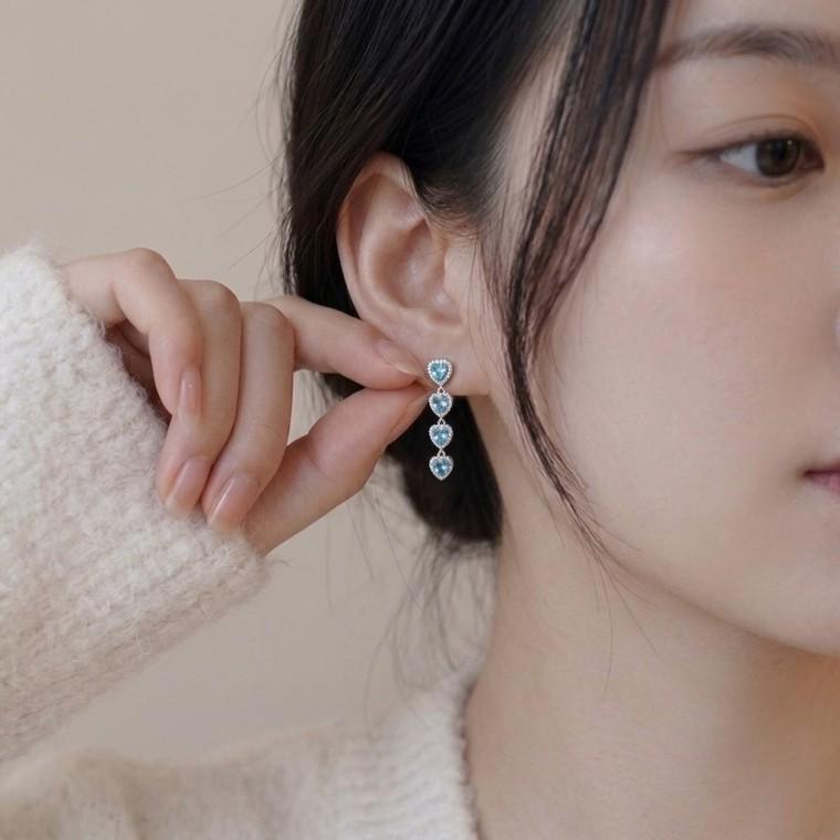 국내제작 아쿠아블루 미니 하트 큐빅 드롭 귀걸이 여성 롱귀걸이 포인트 귀걸이
