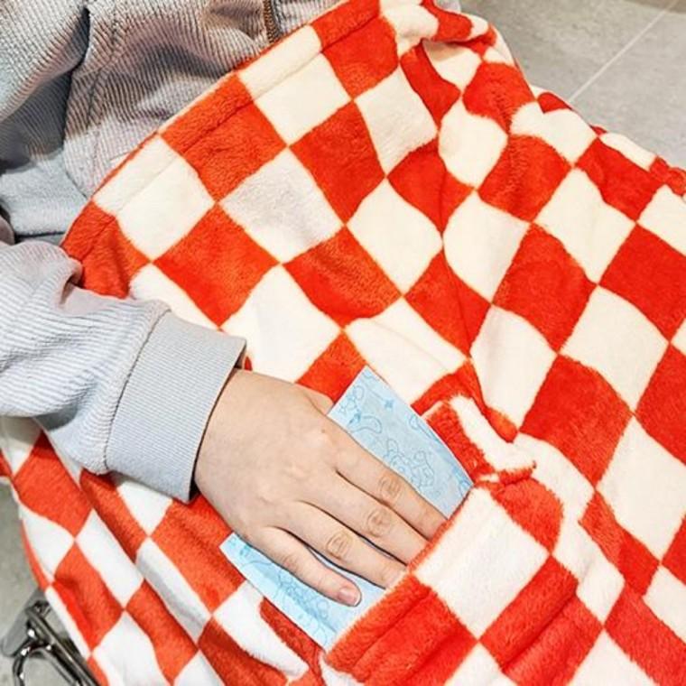 휴대용무릎담요 부드러운담요 쇼파블랭킷 주머니 무릎 담요