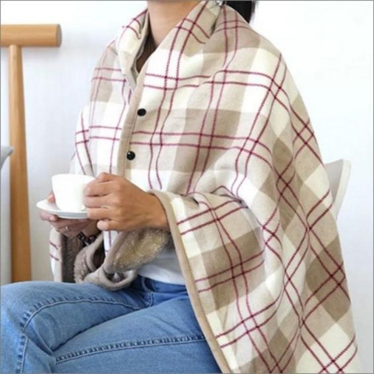 똑딱이 무릎담요 극세사 담요 중형 겨울 망토 무릎 블랭킷 사무실 캠핑 차량 차박 카페 수험생 여행
