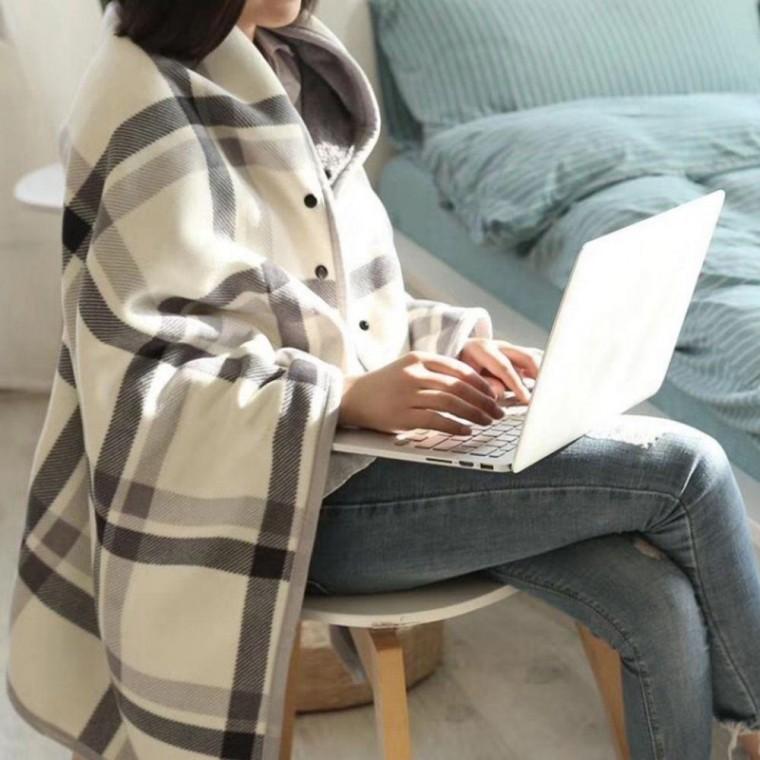 OPP포장 만능담요 무릎 망토담요 입는담요 입는 망토 휴대용 무릎 미니 고급 극세사 항공