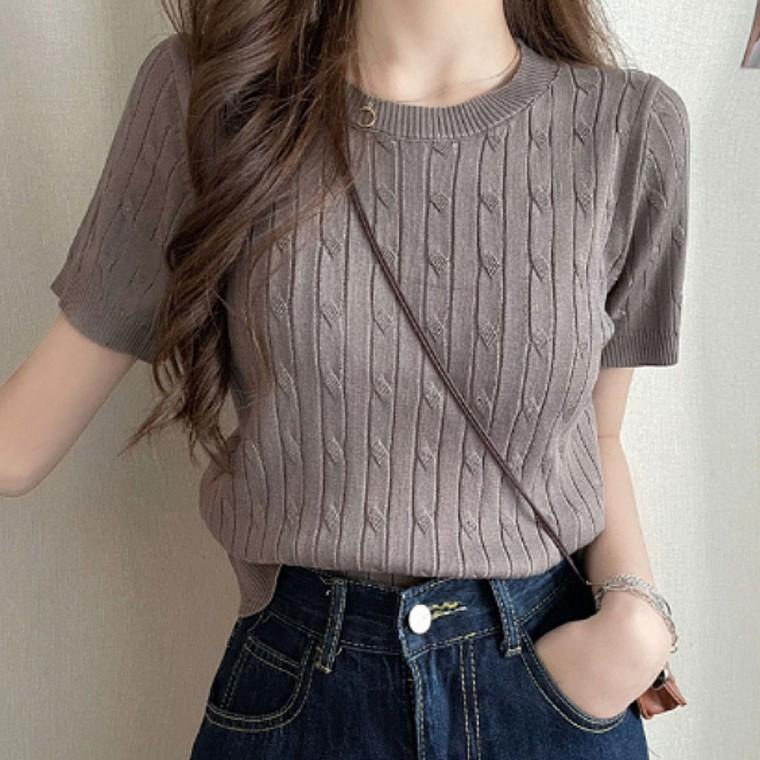 여성 소프트 꽈배기 반팔 니트티 데일리룩