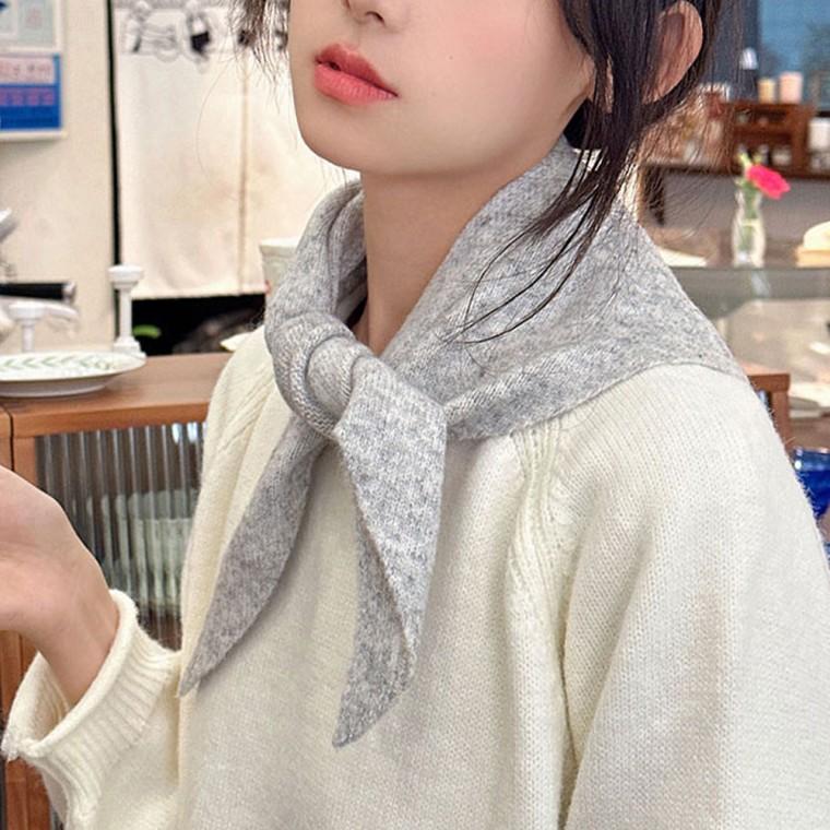울니트 삼각스카프 헤어커치프 여성스카프 삼각반다나 목도리 머플러 워머
