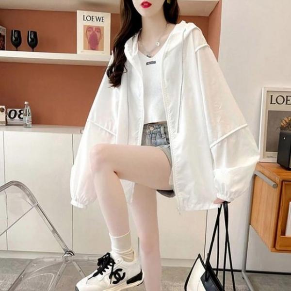 여성 바람막이 점퍼 루즈핏 간절기 경량 후드 자켓 아우터
