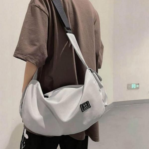 남녀공용 메신저백 크로스백 캐주얼 가방 데일리 여행 보조 등하교용