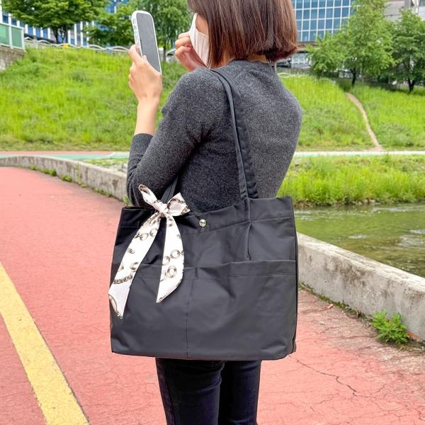 _22215 데일리 스카프 블랙 숄더백