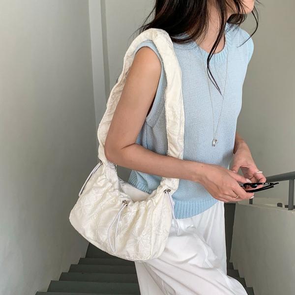_22348 가벼운 데일리 레이스 곱창끈 크로스백