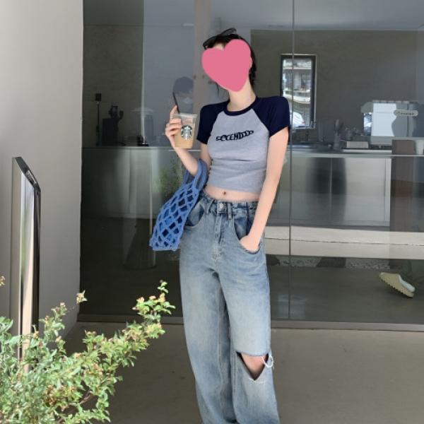 데일리 레터링 크롭 반팔 티셔츠 JSC-M24070301